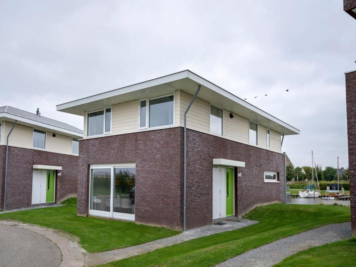 Luxury 4-Person Residence In The Holiday Park Landal Esonstad Anjum Exterior foto